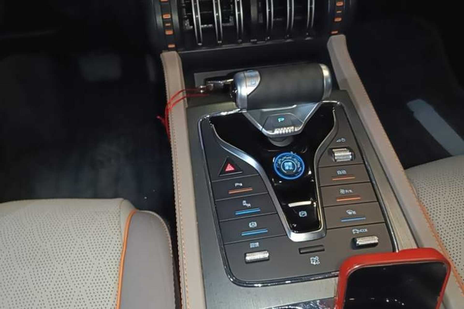 Used BYD Yuan PLUS 2024 Honor Edition 510KM Beyond Model Gear Lever