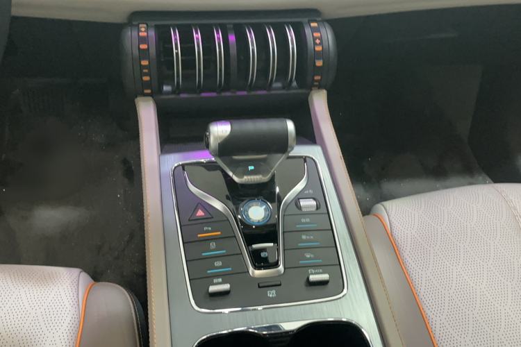 Used BYD Yuan PLUS 2024 Honor Edition 430KM Beyond Model Gear Lever