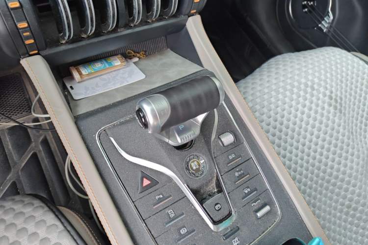 Used BYD Yuan PLUS 2024 Honor Edition 430KM Beyond Model Gear Lever