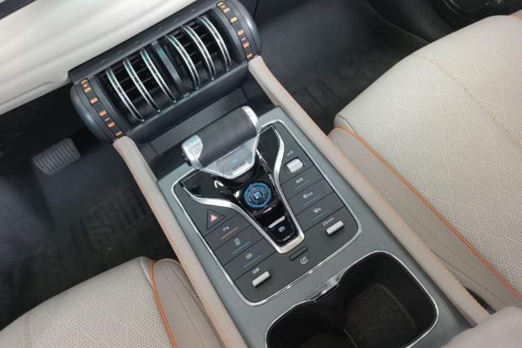 Used BYD Yuan PLUS 2024 Honor Edition 430KM Beyond Model Gear Lever