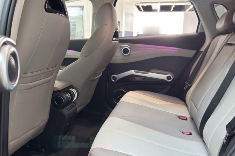 Used BYD Yuan PLUS 2024 Honor Edition 510KM Leading Model Interior 2