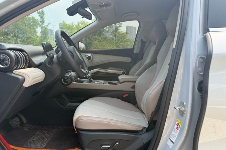 Used BYD Yuan PLUS 2024 Honor Edition 430KM Leading Model Interior 2