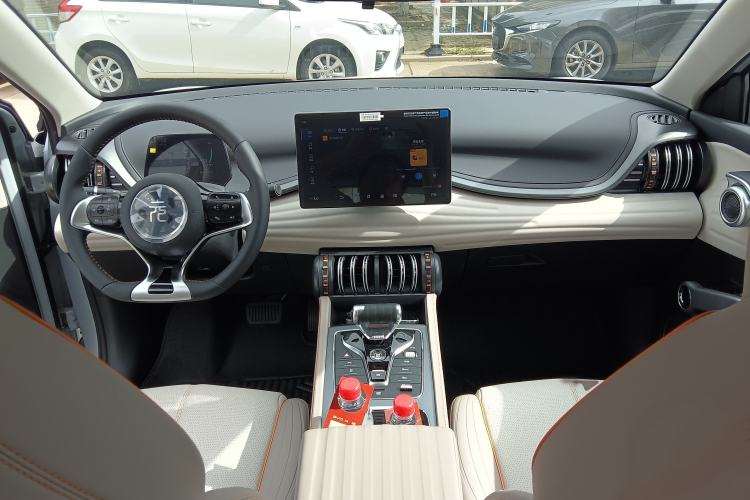 Used BYD Yuan PLUS 2024 Honor Edition 430KM Leading Model Interior 2