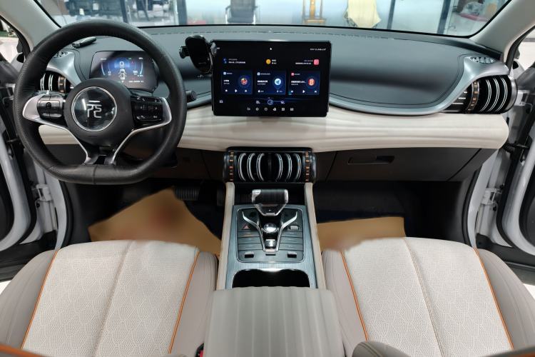 Used BYD Yuan PLUS 2024 Honor Edition 430KM Leading Model Interior 2