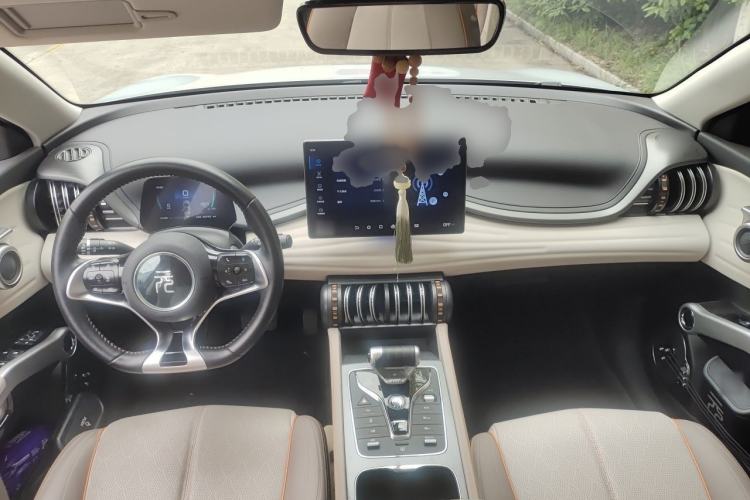 Used BYD Yuan PLUS 2024 Honor Edition 430KM Beyond Model Interior 2