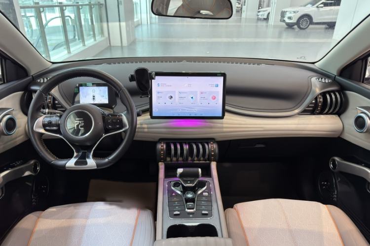 Used BYD Yuan PLUS 2024 Honor Edition 510KM Leading Model Interior 3