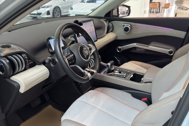 Used BYD Yuan PLUS 2024 Honor Edition 510KM Leading Model Interior 4