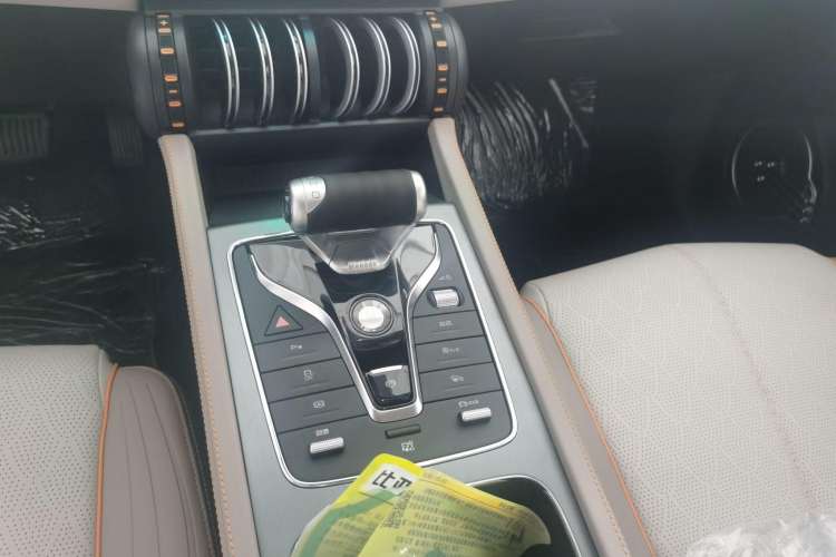 Used BYD Yuan PLUS 2024 Honor Edition 510KM Leading Model Interior 4
