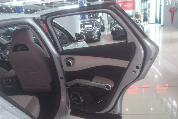 Used BYD Yuan PLUS 2024 Honor Edition 430KM Leading Model Interior 6