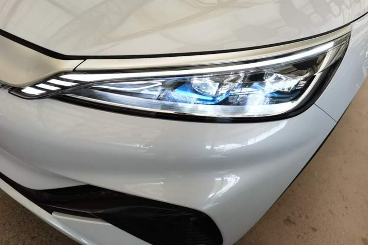 Used BYD Yuan PLUS 2024 Honor Edition 510KM Beyond Model Left Front Headlight