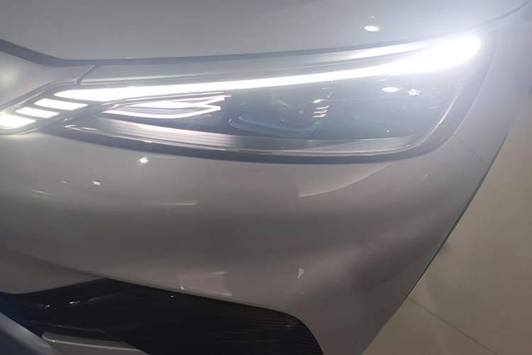 Used BYD Yuan PLUS 2024 Honor Edition 430KM Beyond Model Left Front Headlight