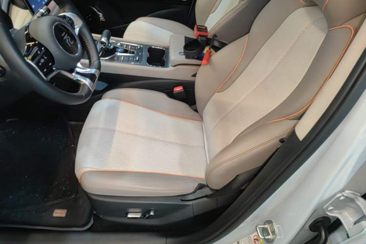 Used BYD Yuan PLUS 2024 Honor Edition 510KM Leading Model Left Front Seat