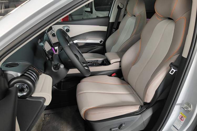 Used BYD Yuan PLUS 2024 Honor Edition 510KM Leading Model Left Front Seat