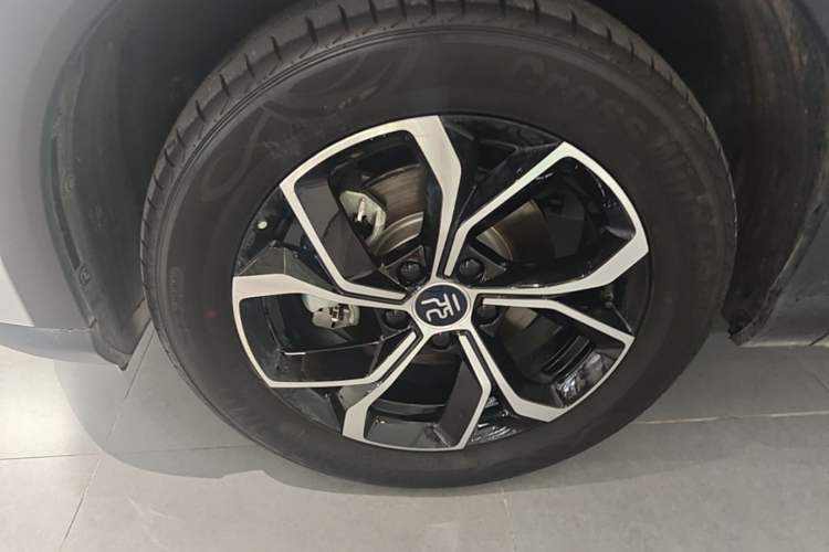Used BYD Yuan PLUS 2024 Honor Edition 510KM Leading Model Left Front Wheel Hub