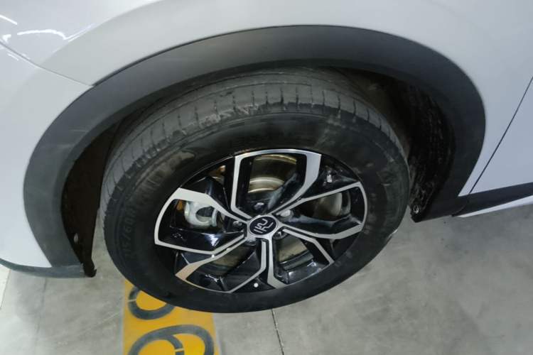 Used BYD Yuan PLUS 2024 Honor Edition 510KM Leading Model Left Front Wheel Hub