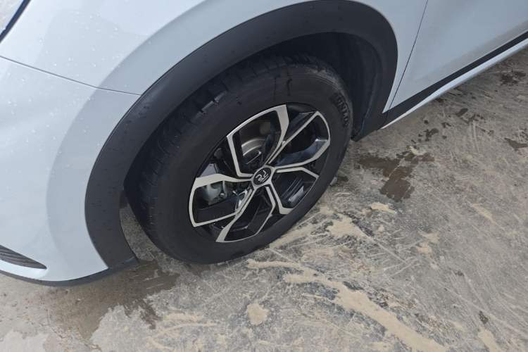 Used BYD Yuan PLUS 2024 Honor Edition 510KM Leading Model Left Front Wheel Hub