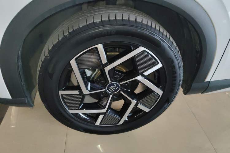 Used BYD Yuan PLUS 2024 Honor Edition 510KM Beyond Model Left Front Wheel Hub