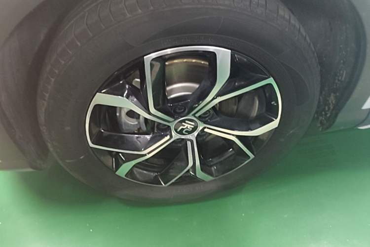 Used BYD Yuan PLUS 2024 Honor Edition 430KM Leading Model Left Front Wheel Hub