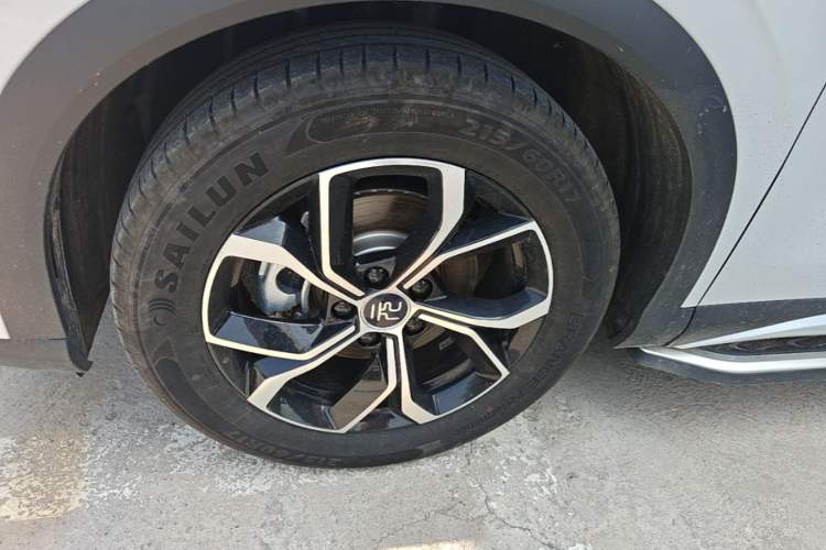 Used BYD Yuan PLUS 2024 Honor Edition 430KM Beyond Model Left Front Wheel Hub
