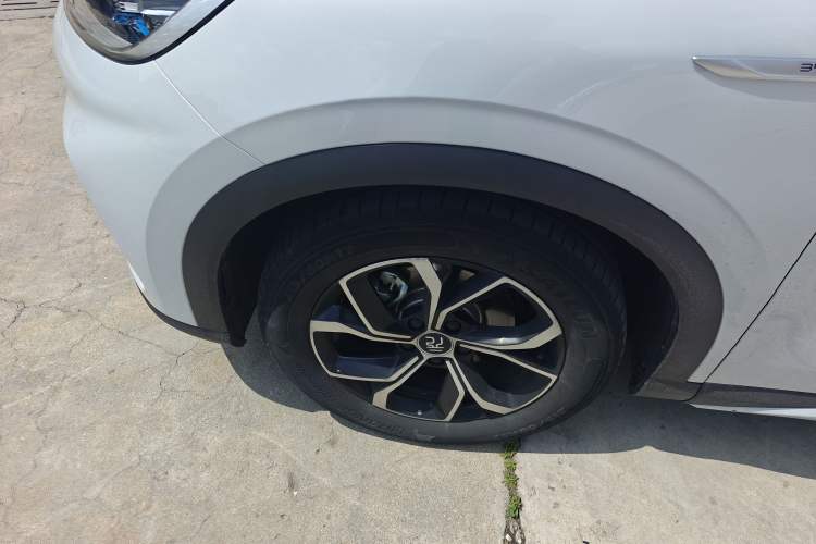 Used BYD Yuan PLUS 2024 Honor Edition 430KM Leading Model Left Front Wheel Hub