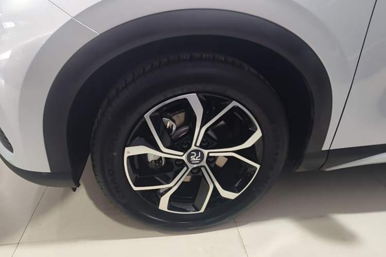 Used BYD Yuan PLUS 2024 Honor Edition 430KM Beyond Model Left Front Wheel Hub