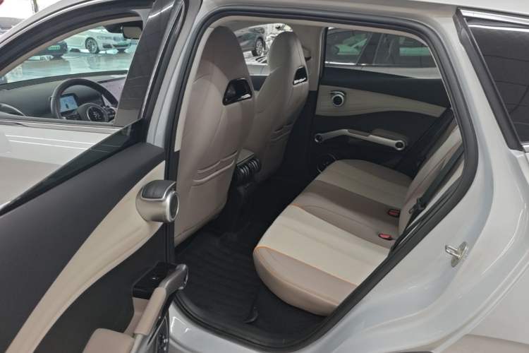 Used BYD Yuan PLUS 2024 Honor Edition 510KM Beyond Model Left Rear Seat