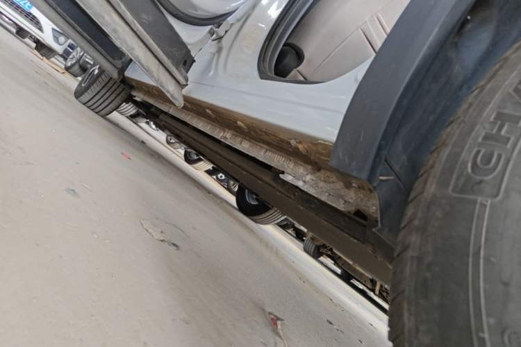 Used BYD Yuan PLUS 2024 Honor Edition 430KM Leading Model Left Side Sill