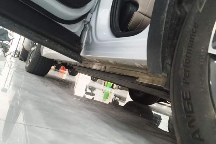 Used BYD Yuan PLUS 2024 Honor Edition 430KM Beyond Model Left Side Sill