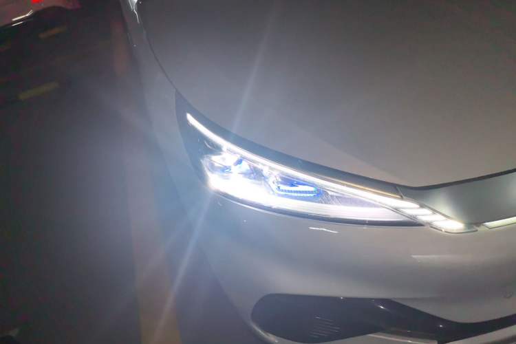 Used BYD Yuan PLUS 2024 Honor Edition 510KM Excellence Model Right Front Headlight