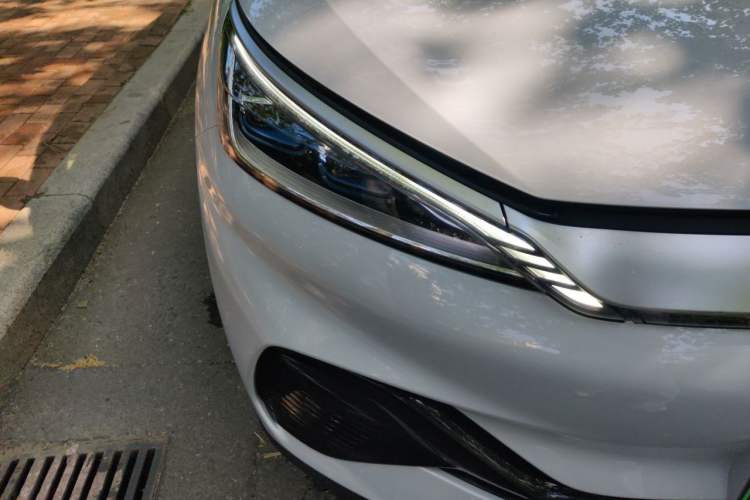 Used BYD Yuan PLUS 2024 Honor Edition 510KM Beyond Model Right Front Headlight