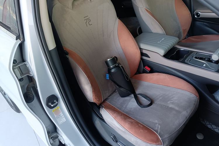 Used BYD Yuan PLUS 2024 Honor Edition 510KM Beyond Model Right Front Seat
