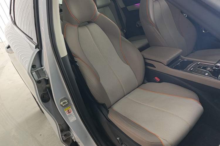 Used BYD Yuan PLUS 2024 Honor Edition 430KM Beyond Model Right Front Seat