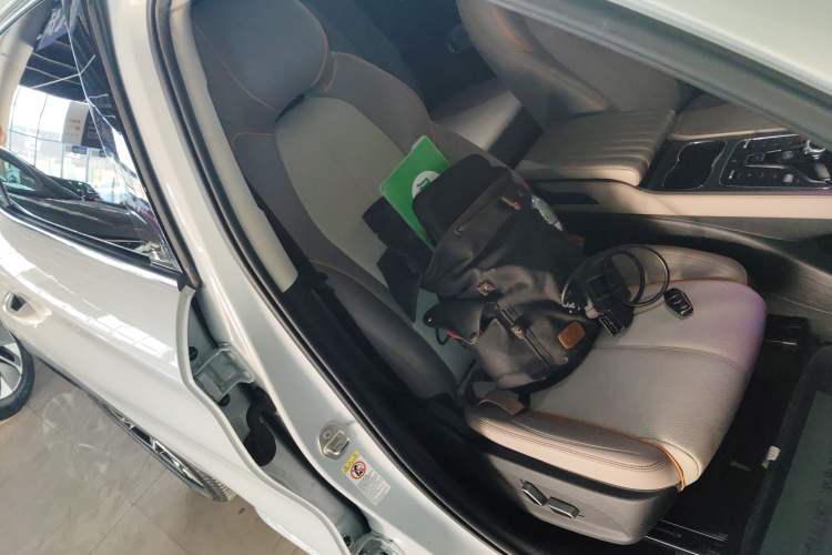 Used BYD Yuan PLUS 2024 Honor Edition 510KM Beyond Model Right Front Seat