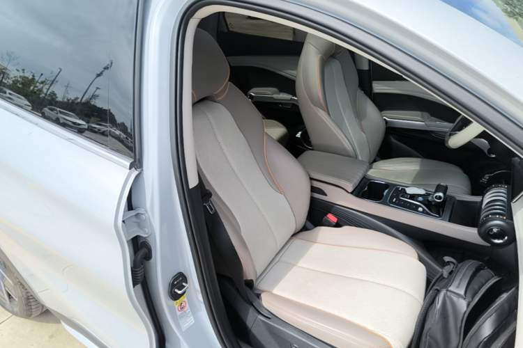 Used BYD Yuan PLUS 2024 Honor Edition 510KM Excellence Model Right Front Seat