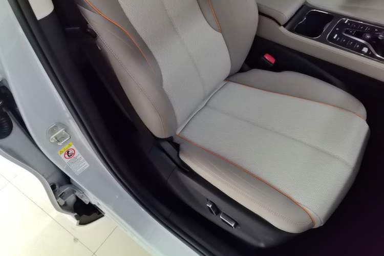 Used BYD Yuan PLUS 2024 Honor Edition 510KM Excellence Model Right Front Seat