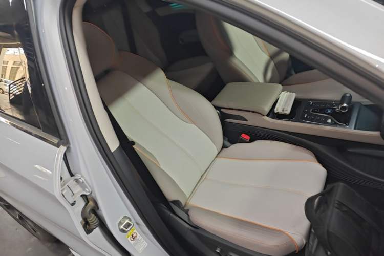 Used BYD Yuan PLUS 2024 Honor Edition 510KM Beyond Model Right Front Seat