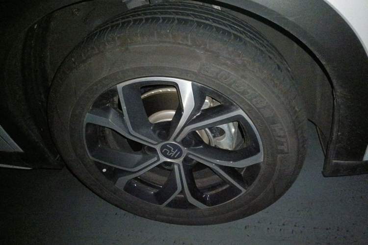Used BYD Yuan PLUS 2024 Honor Edition 430KM Leading Model Right Front Wheel Hub