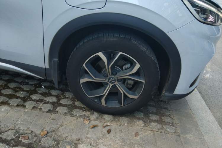Used BYD Yuan PLUS 2024 Honor Edition 510KM Leading Model Right Front Wheel Hub