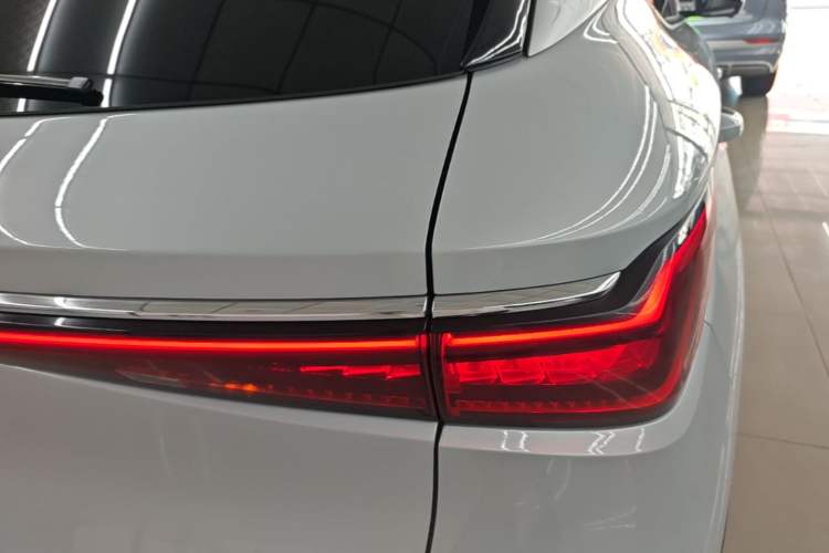 Used BYD Yuan PLUS 2024 Honor Edition 510KM Beyond Model Right Rear Taillight