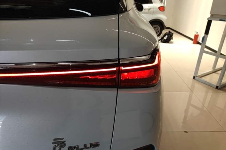 Used BYD Yuan PLUS 2024 Honor Edition 430KM Beyond Model Right Rear Taillight