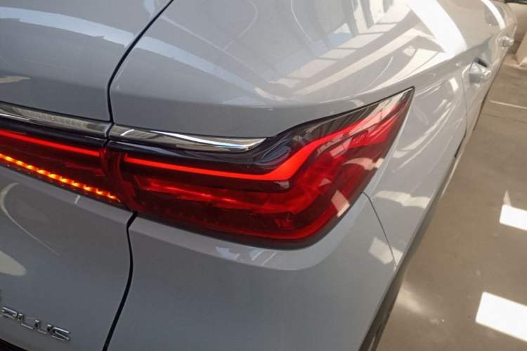 Used BYD Yuan PLUS 2024 Honor Edition 510KM Beyond Model Right Rear Taillight