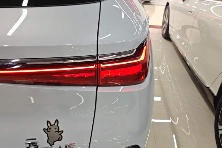 Used BYD Yuan PLUS 2024 Honor Edition 510KM Excellence Model Right Rear Taillight