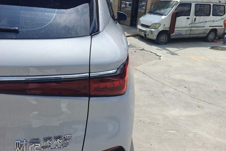Used BYD Yuan PLUS 2024 Honor Edition 430KM Leading Model Right Rear Taillight