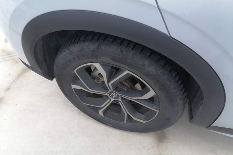Used BYD Yuan PLUS 2024 Honor Edition 430KM Beyond Model Right Rear Wheel Hub