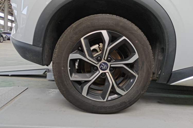 Used BYD Yuan PLUS 2024 Honor Edition 430KM Leading Model Right Rear Wheel Hub