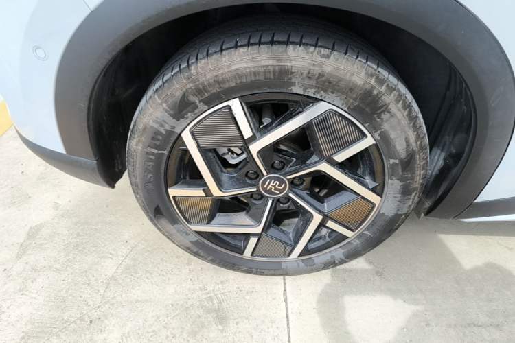 Used BYD Yuan PLUS 2024 Honor Edition 510KM Excellence Model Right Rear Wheel Hub