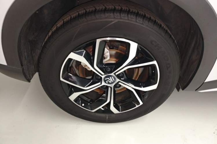 Used BYD Yuan PLUS 2024 Honor Edition 430KM Beyond Model Right Rear Wheel Hub