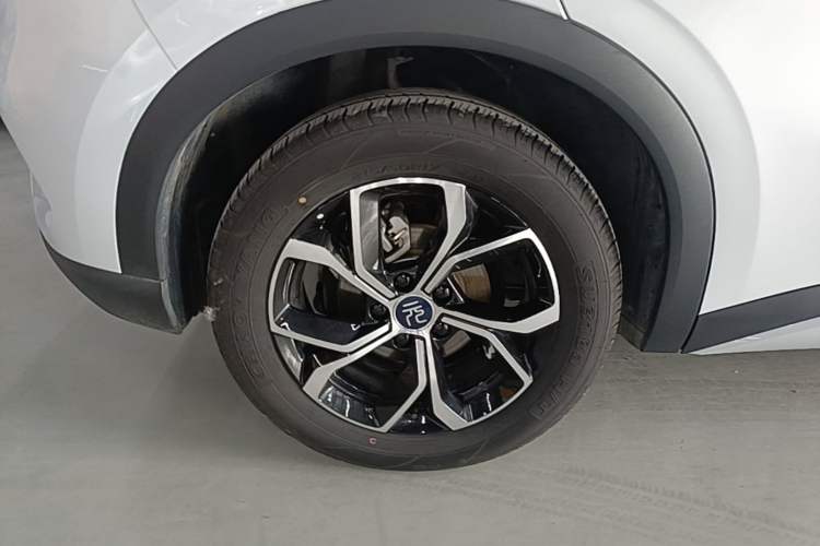 Used BYD Yuan PLUS 2024 Honor Edition 430KM Beyond Model Right Rear Wheel Hub