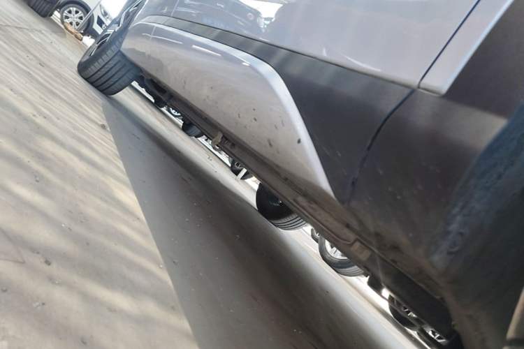 Used BYD Yuan PLUS 2024 Honor Edition 430KM Leading Model Right Side Sill