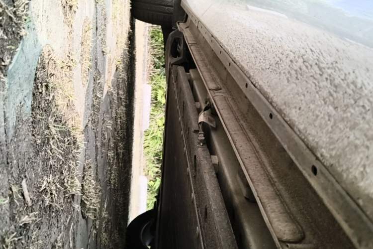 Used BYD Yuan PLUS 2024 Honor Edition 430KM Beyond Model Right Side Sill